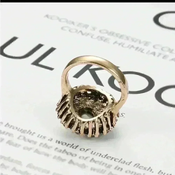 Vintage Boho Crystal Ring - Picture 11 of 13
